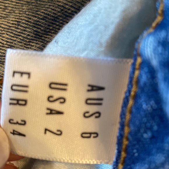 Cotton On the Flashback high rise shorts size 2 - Picture 4 of 5